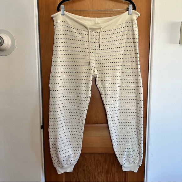 the great swiss dot cropped jogger sweatpants - Picture 3 of 9